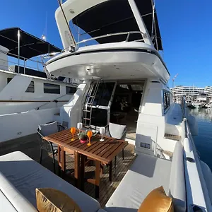 https://yate-stv.catalonia-hotels.com